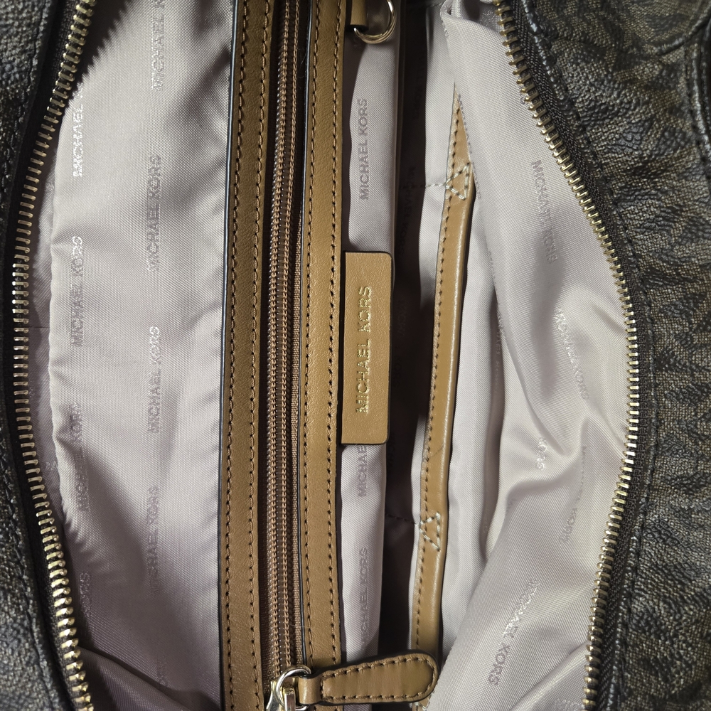Michael Kors Brown Signature Tote Bag Never Used See Pics - Picture 7 of 10